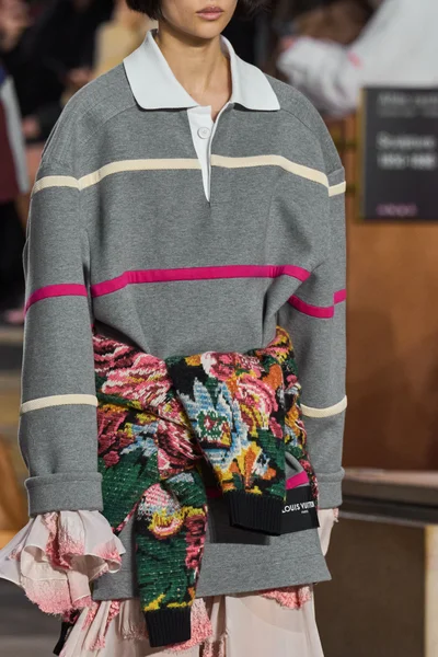 Look 102